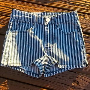 American Eagle shorts. Next level stretch, size 00 US